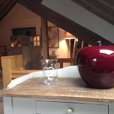 לינה וארוחת בוקר Maison Pomme 4*