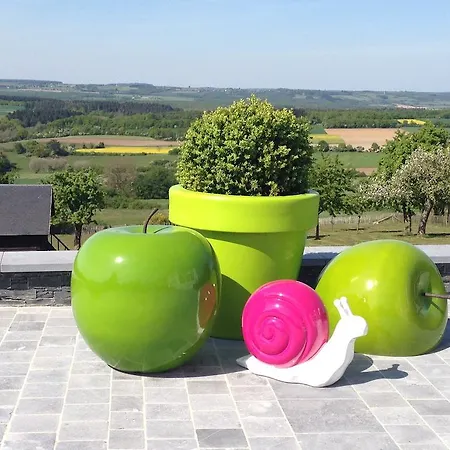 Maison Pomme לינה וארוחת בוקר